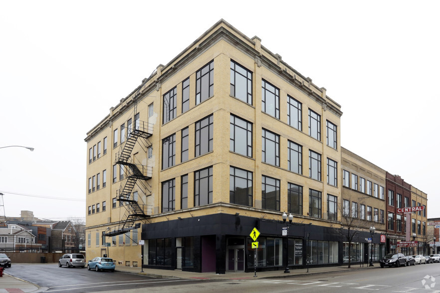 1336 N Milwaukee Ave, Chicago, IL for sale - Primary Photo - Image 1 of 1