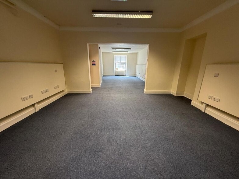 17 Sandyford Pl, Glasgow to rent - Building Photo - Image 3 of 25