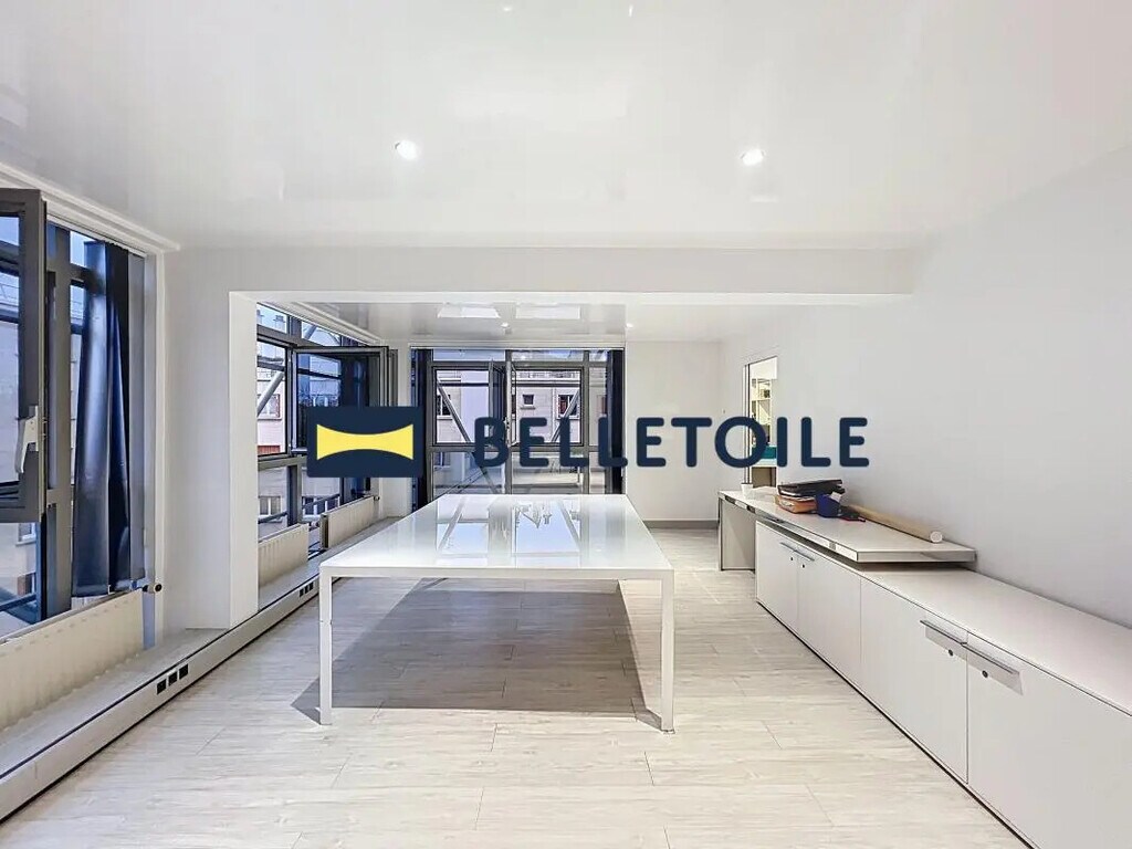 Location Bureaux 380 m² - Photo 1