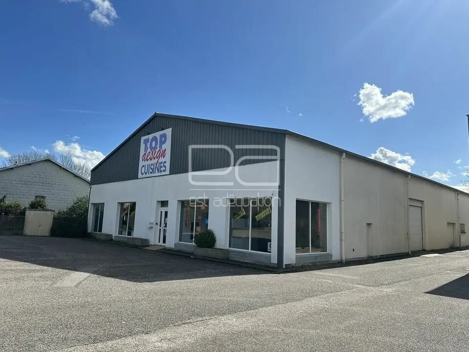 Vente Local d'activités 1 000 m² - Photo 1