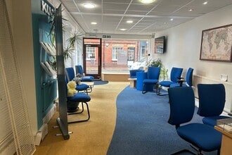 10-12 Denmark St, Wokingham to rent Interior Photo- Image 2 of 6