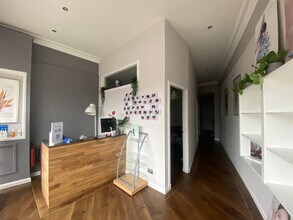 201-213 St Johns Rd, Edinburgh to rent Interior Photo- Image 2 of 3