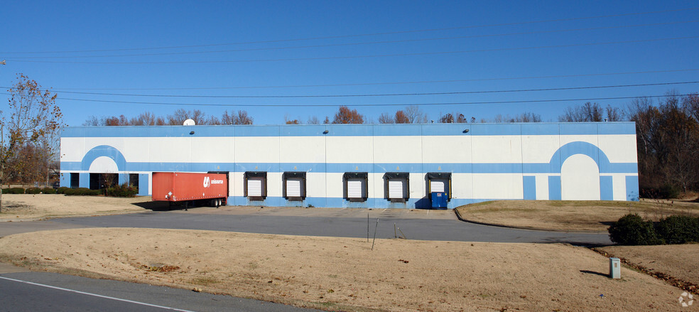 5800 Lindsey Rd, Little Rock, AR for sale - Building Photo - Image 1 of 1