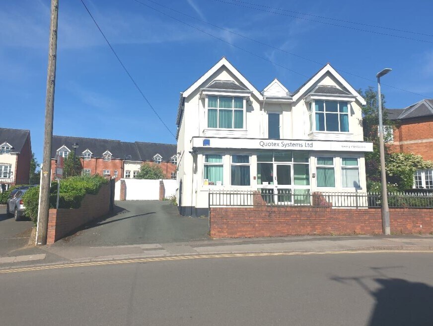 17 Poplar Rd, Dorridge for sale Primary Photo- Image 1 of 1