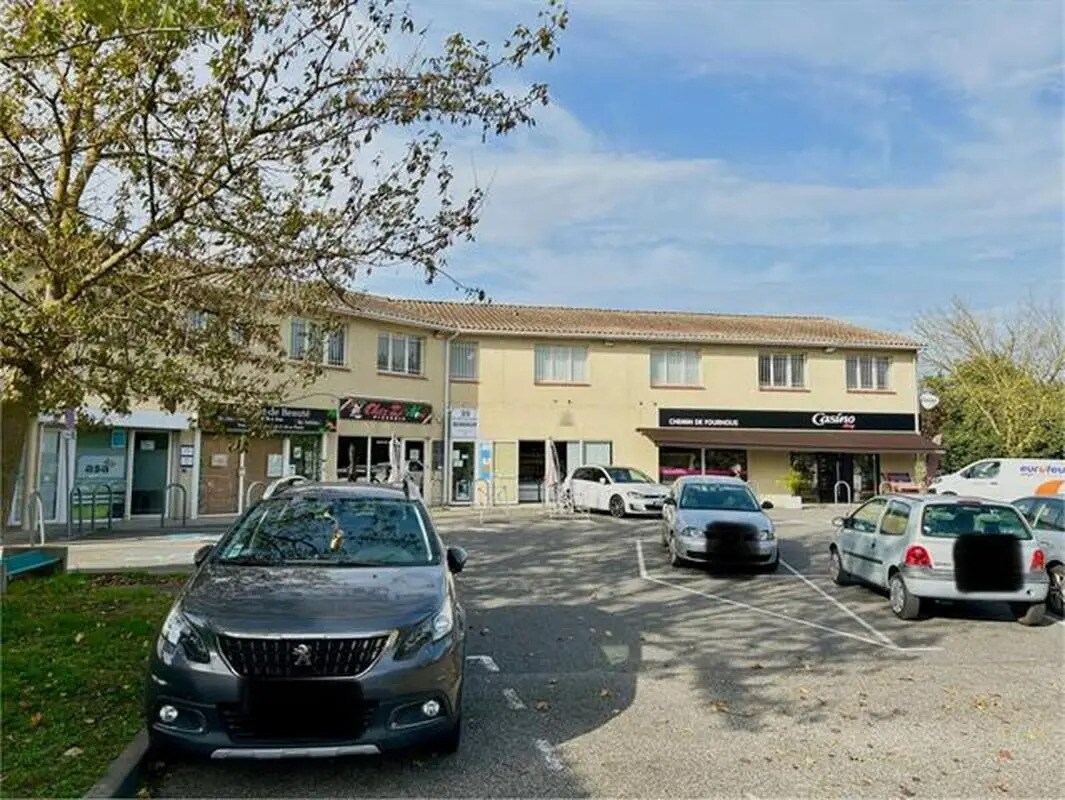 37 Chemin De Fournaulis, Tournefeuille to rent Primary Photo- Image 1 of 14