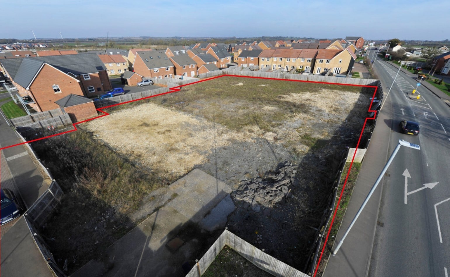 36 Wallis Dr, Leighton Buzzard for sale Primary Photo- Image 1 of 2