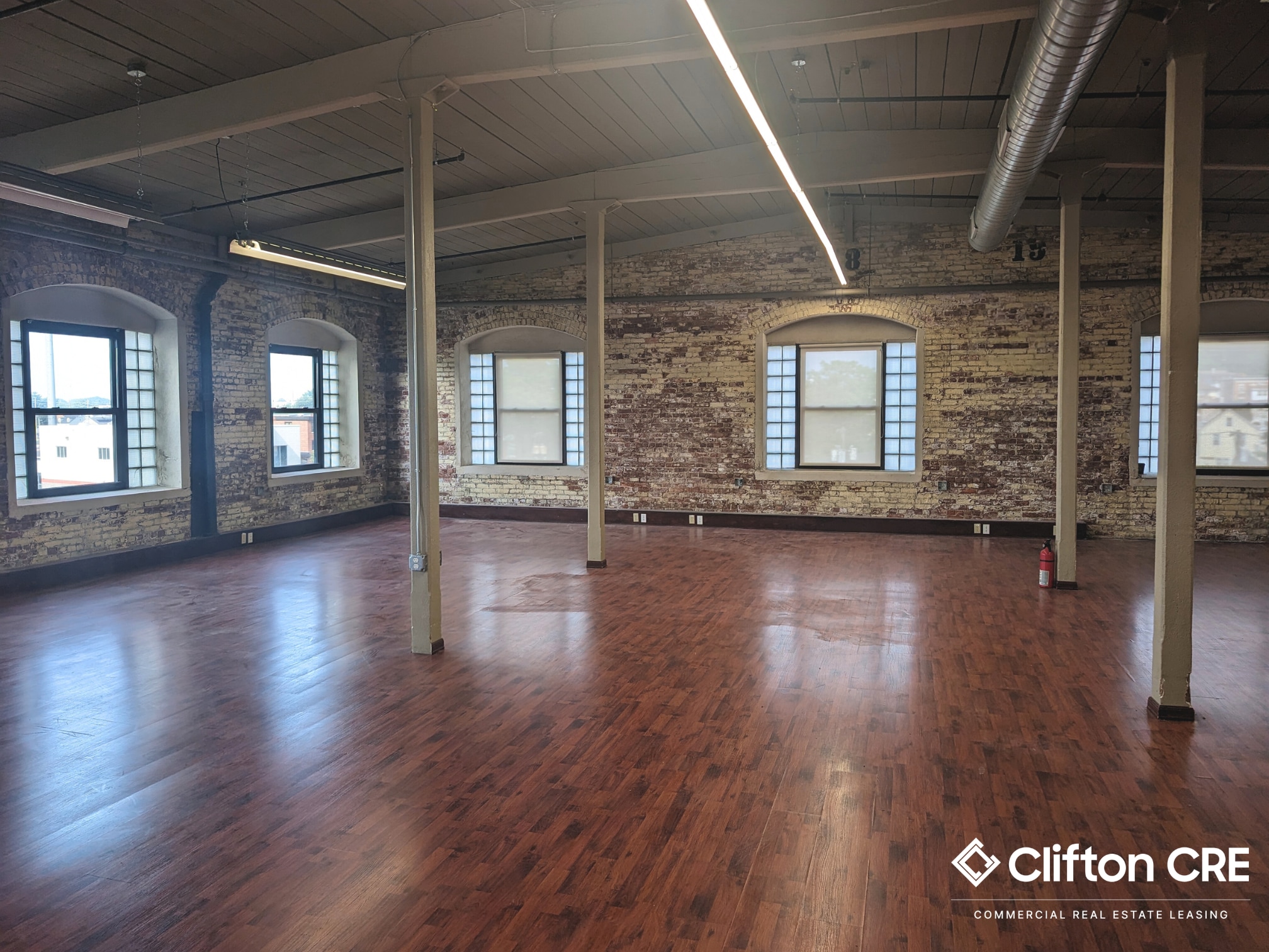 70 Outwater Ln, Garfield, NJ to rent Interior Photo- Image 1 of 7