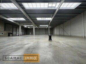 Industrial in Lisses to rent Interior Photo- Image 2 of 7