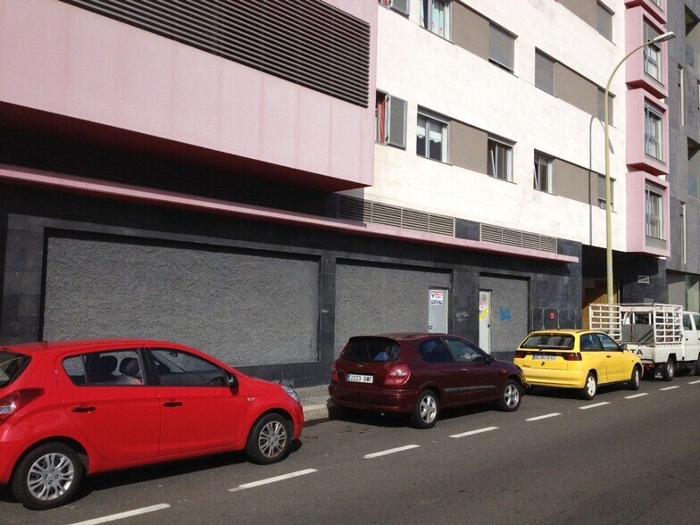 Retail in Las Palmas de Gran Canaria, Las Palmas for sale - Building Photo - Image 2 of 6