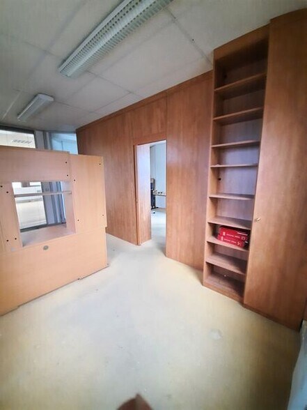15 Rue Le Corbusier, Créteil to rent - Interior Photo - Image 3 of 10