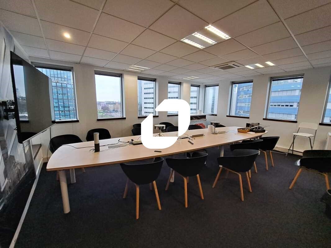Office in Montreuil to rent Interior Photo- Image 1 of 9