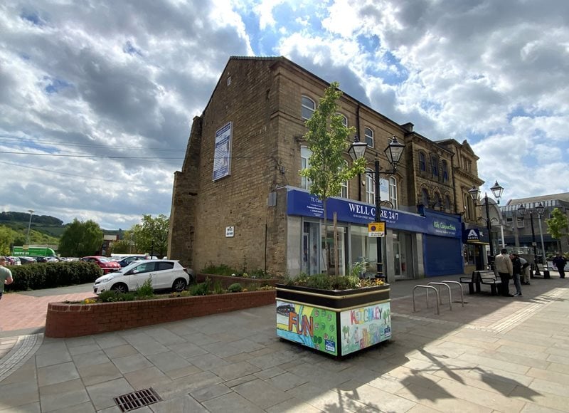 62-64 Low St, Keighley for sale - Building Photo - Image 2 of 4