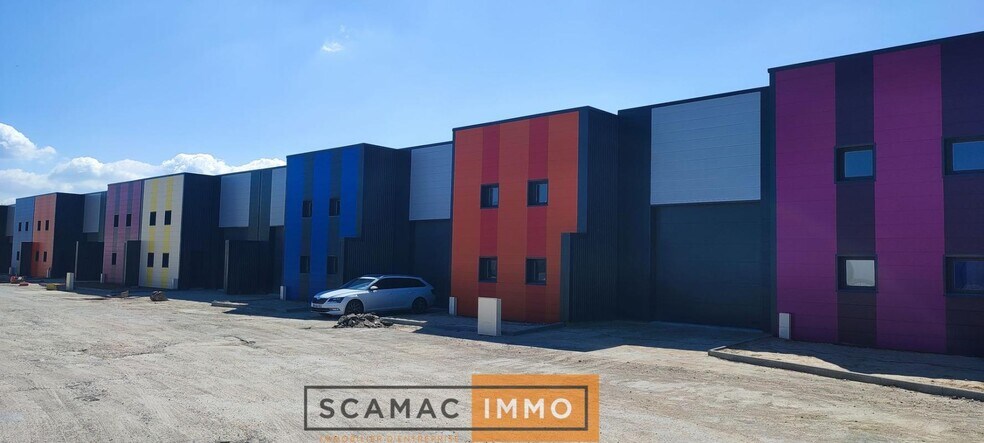 Light Industrial in Brières-les-Scellés for sale - Building Photo - Image 3 of 7