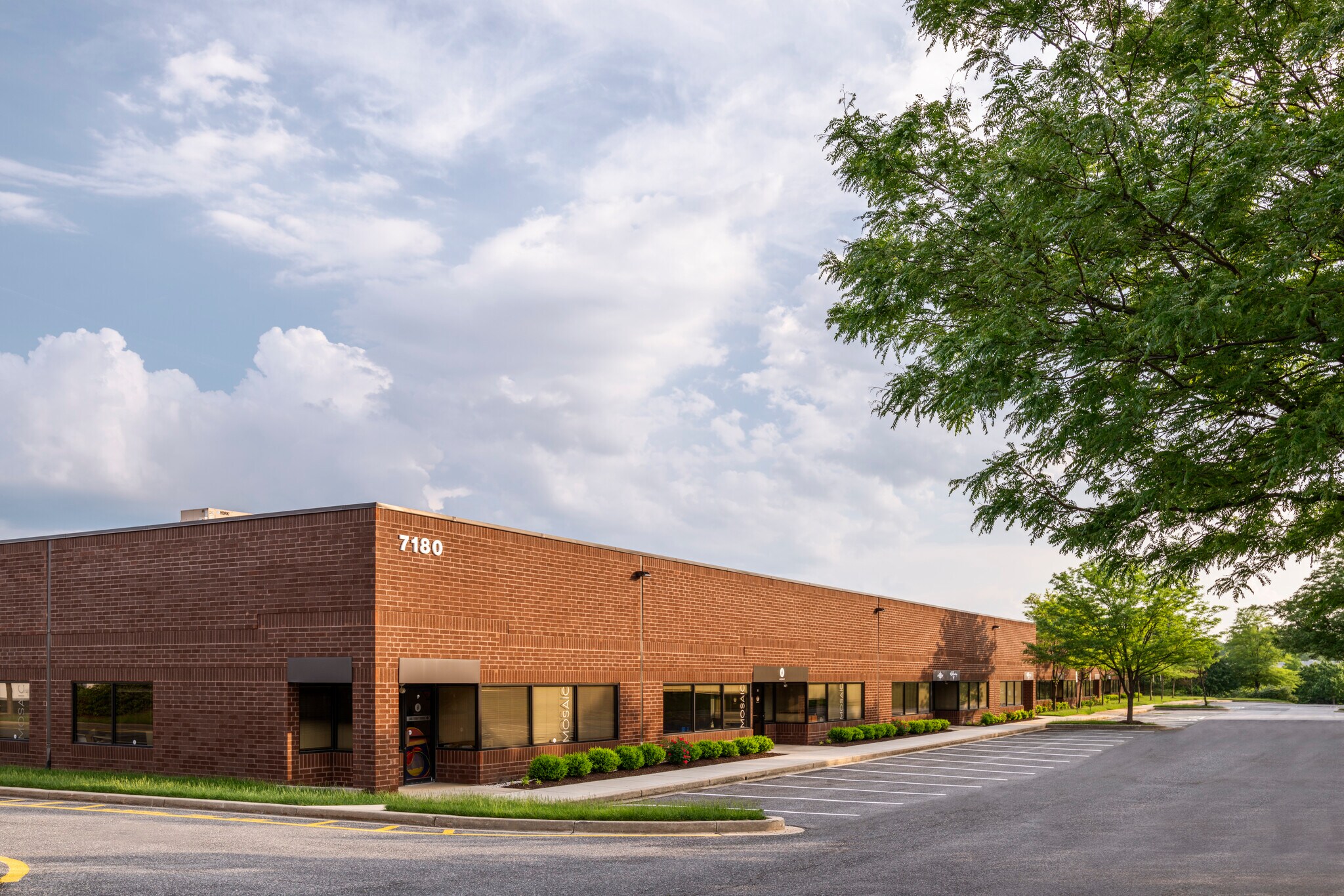 7020 Troy Hill Dr, Elkridge, MD to rent Interior Photo- Image 1 of 1