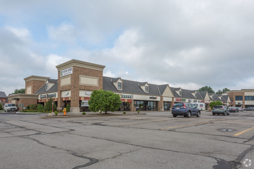 5513-5553 Mahoning Ave, Austintown, OH for rent - Primary Photo - Image 1 of 10