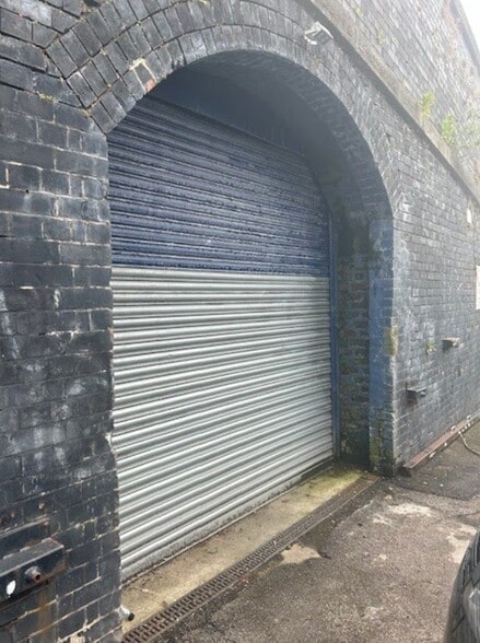 Station Rd, Kirkham to rent - Primary Photo - Image 1 of 3