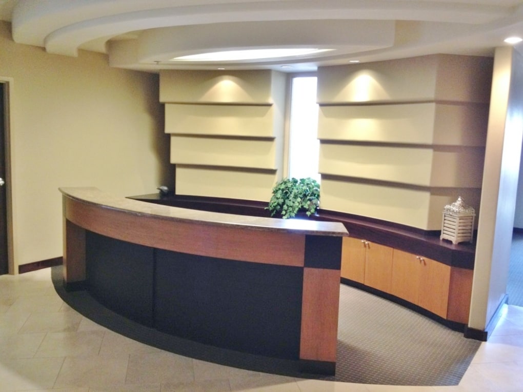 74199 El Paseo Dr, Palm Desert, CA to rent Interior Photo- Image 1 of 7