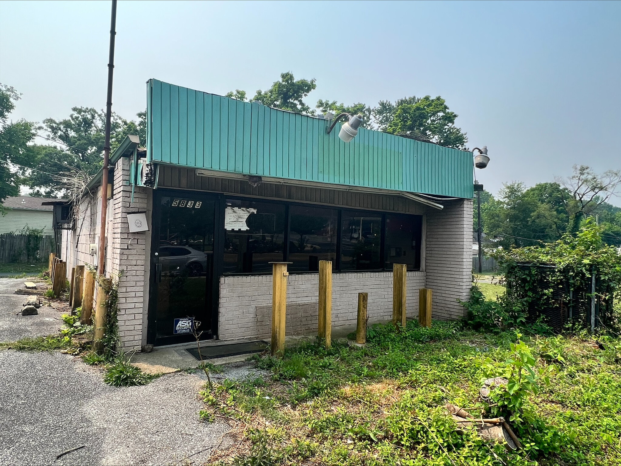 5825-5837 Martin Luther King Jr Hwy portfolio of 5 properties for sale on LoopNet.co.uk Building Photo- Image 1 of 11