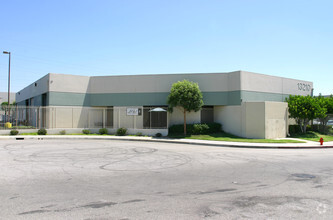 13210 Estrella Ave, Gardena, CA for rent Building Photo- Image 1 of 3