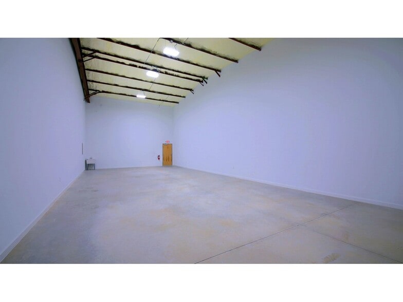 7696 183A Toll Rd, Leander, TX to rent - Interior Photo - Image 3 of 16