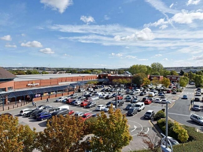 More details for Church St, Leeds - Retail to Rent