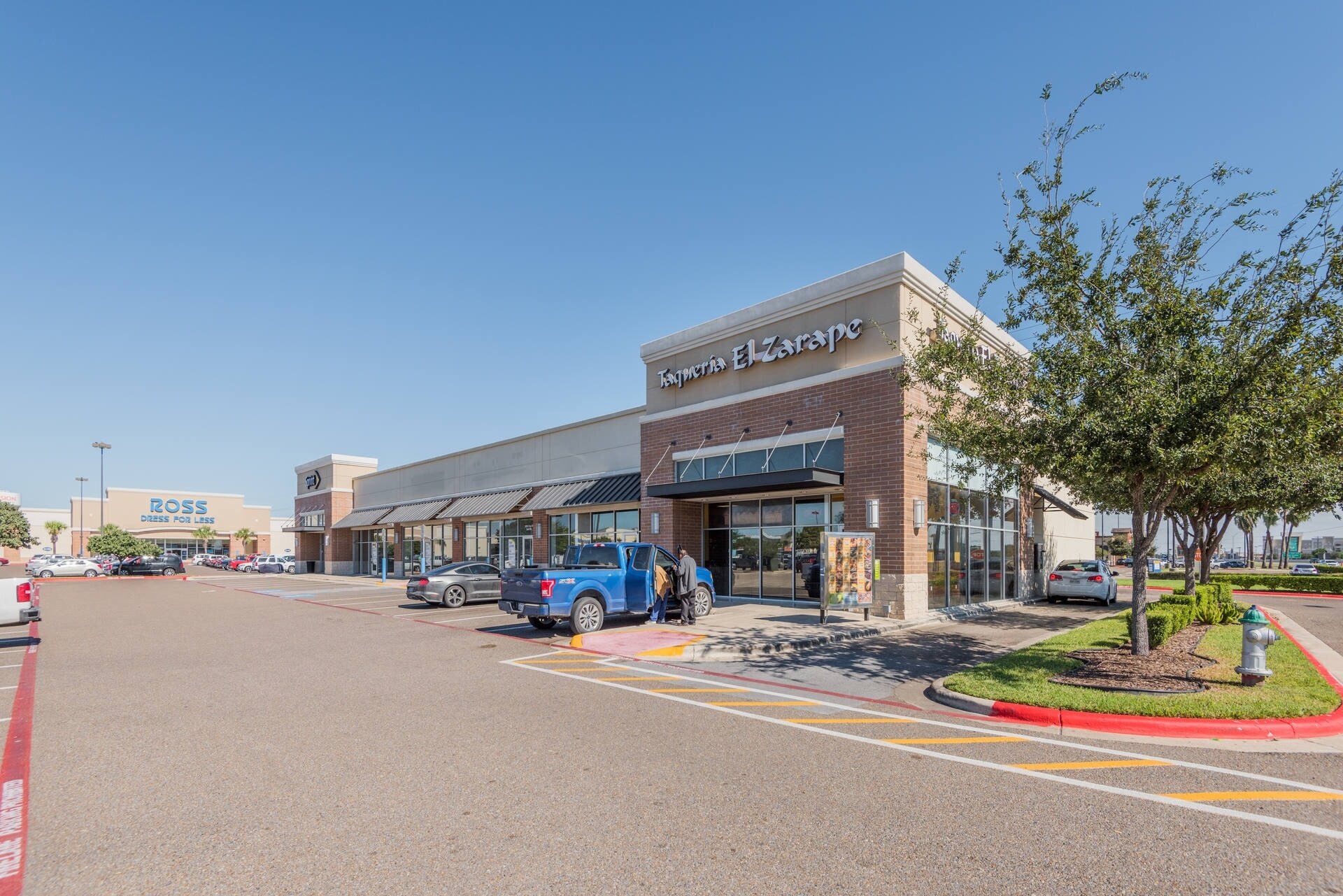 2409 Tx-83-expy, Mission, TX to rent Primary Photo- Image 1 of 2