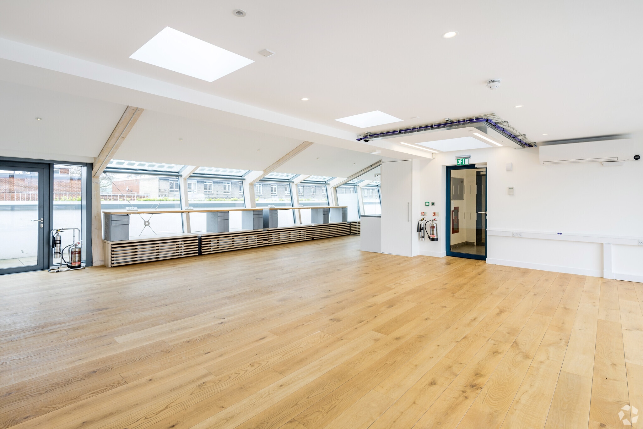 114-118 Southampton Row, London to rent Interior Photo- Image 1 of 8