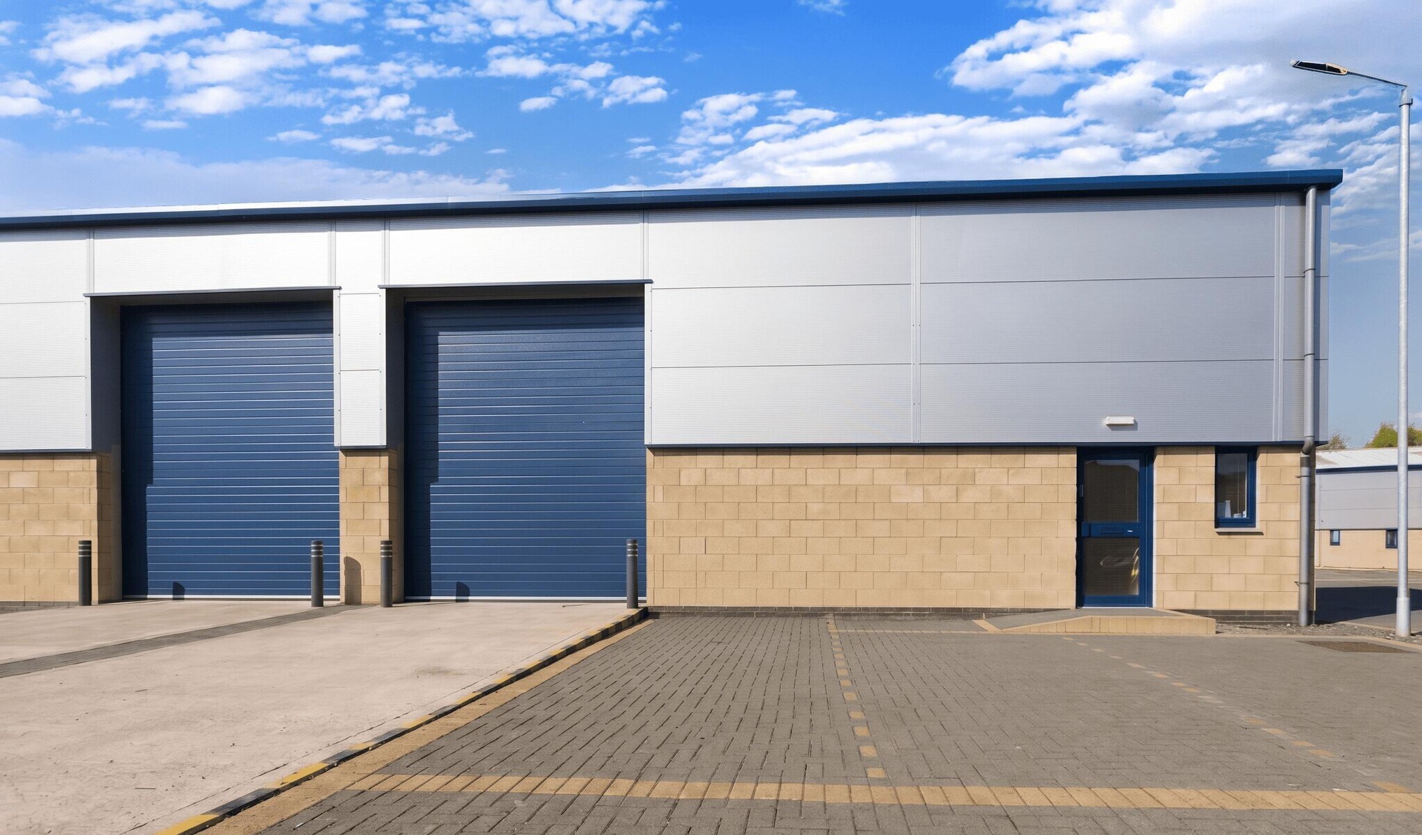 Mill Rd, Linlithgow to rent Building Photo- Image 1 of 4