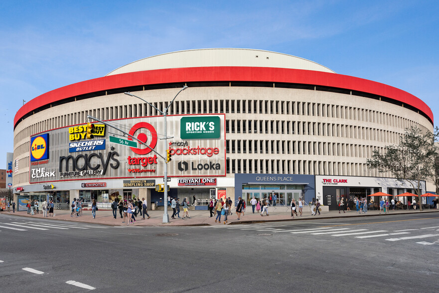 88-01 Queens Blvd, Elmhurst, NY for sale - Building Photo - Image 1 of 1