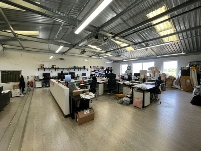 9A Walworth Rd, Andover for sale - Building Photo - Image 3 of 3