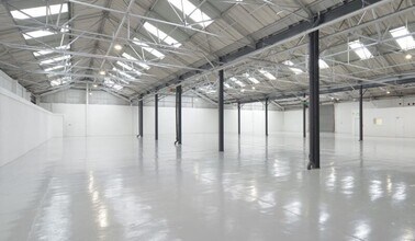 Guinness Rd, Manchester to rent Interior Photo- Image 2 of 7