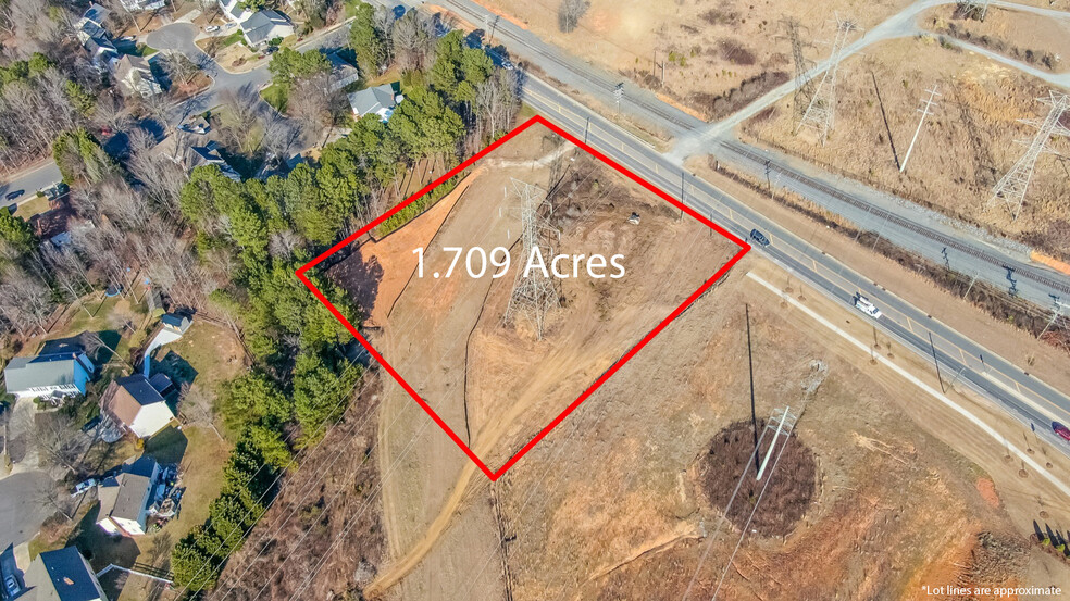 12101 Old Statesville Rd, Huntersville, NC for sale - Building Photo - Image 2 of 11