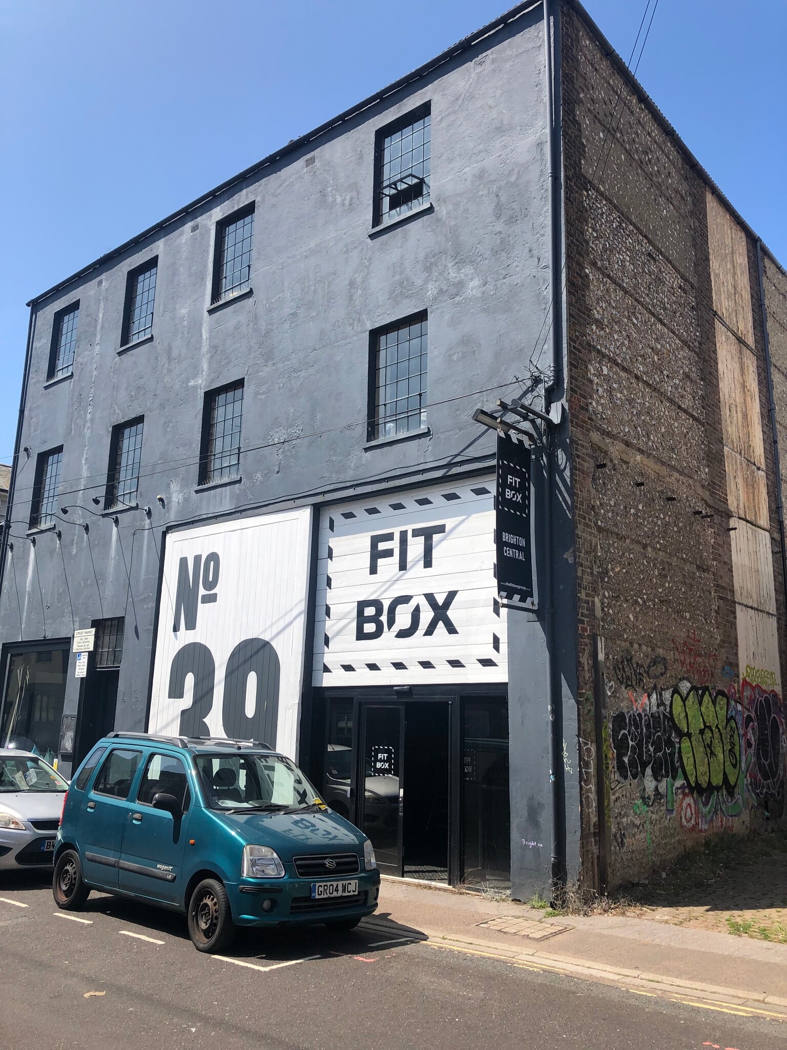 39 Upper Gardner St, Brighton to rent Building Photo- Image 1 of 6