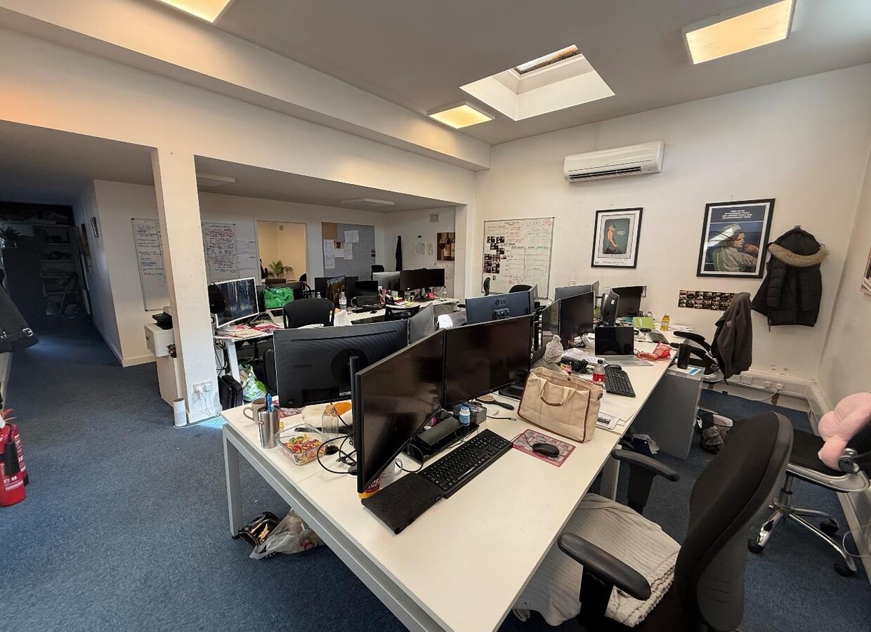 The Square, Sawbridgeworth, HRT CM21 9AE - Unit Suite 1 - - Interior Photo - Image 1 of 3