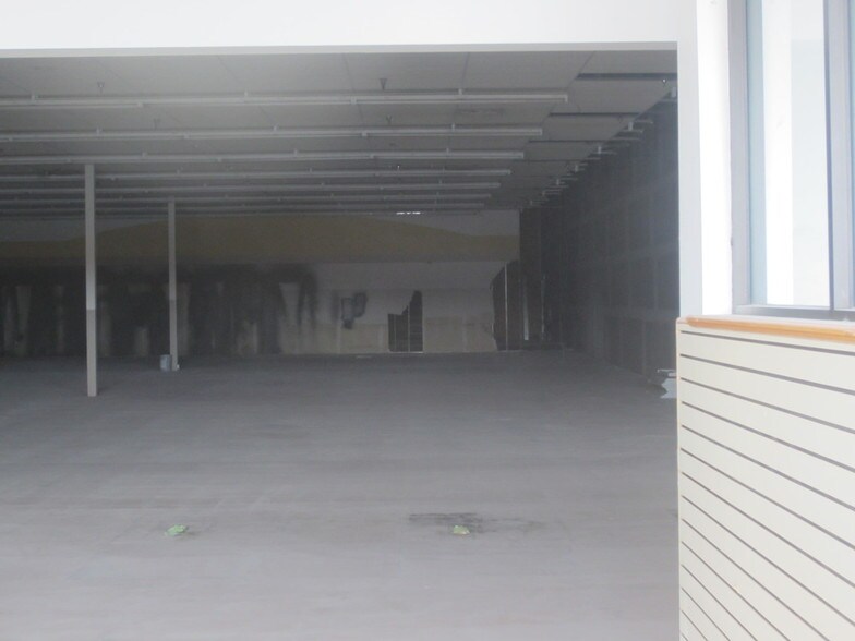 2851 W Republic Rd, Springfield, MO for sale - Building Photo - Image 1 of 1