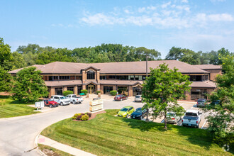 14225 University Ave, Waukee, IA for rent Primary Photo- Image 1 of 6