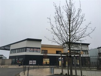 More details for 6 Boulevard Georges Marie Guynemer, SAINT CYR L ECOLE - Light Industrial to Rent