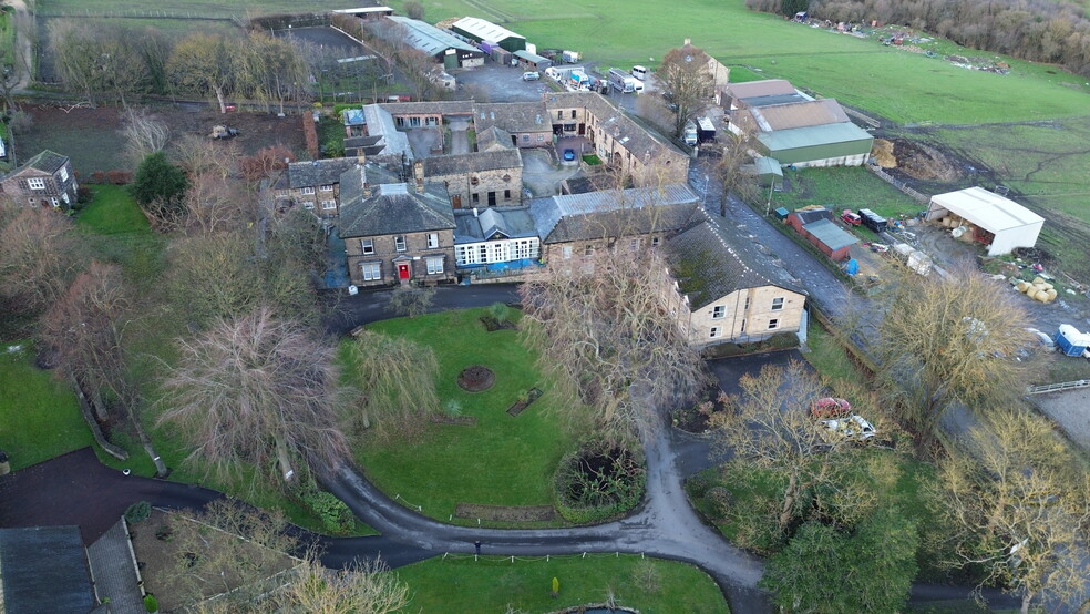 Old Hall Rd, Batley for rent - Building Photo - Image 2 of 2