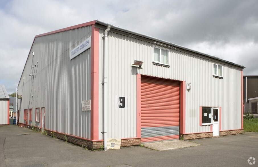 The Runnings, Cheltenham for sale - Primary Photo - Image 1 of 1