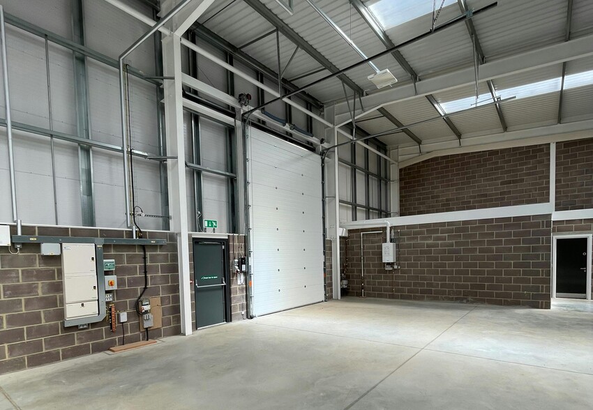 Saltmeadows Rd, Gateshead to rent - Building Photo - Image 3 of 16