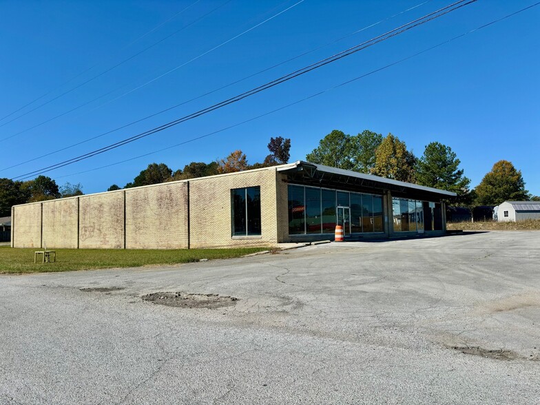 1762 Hillsboro Blvd, Manchester, TN for rent - Building Photo - Image 3 of 7