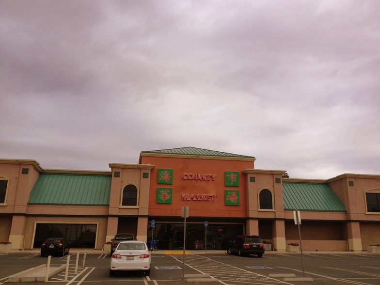 2711 Hillcrest Ave, Antioch, CA to rent - Building Photo - Image 3 of 6