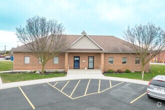 900 W South Boundary St, Perrysburg, OH for rent Primary Photo- Image 1 of 9