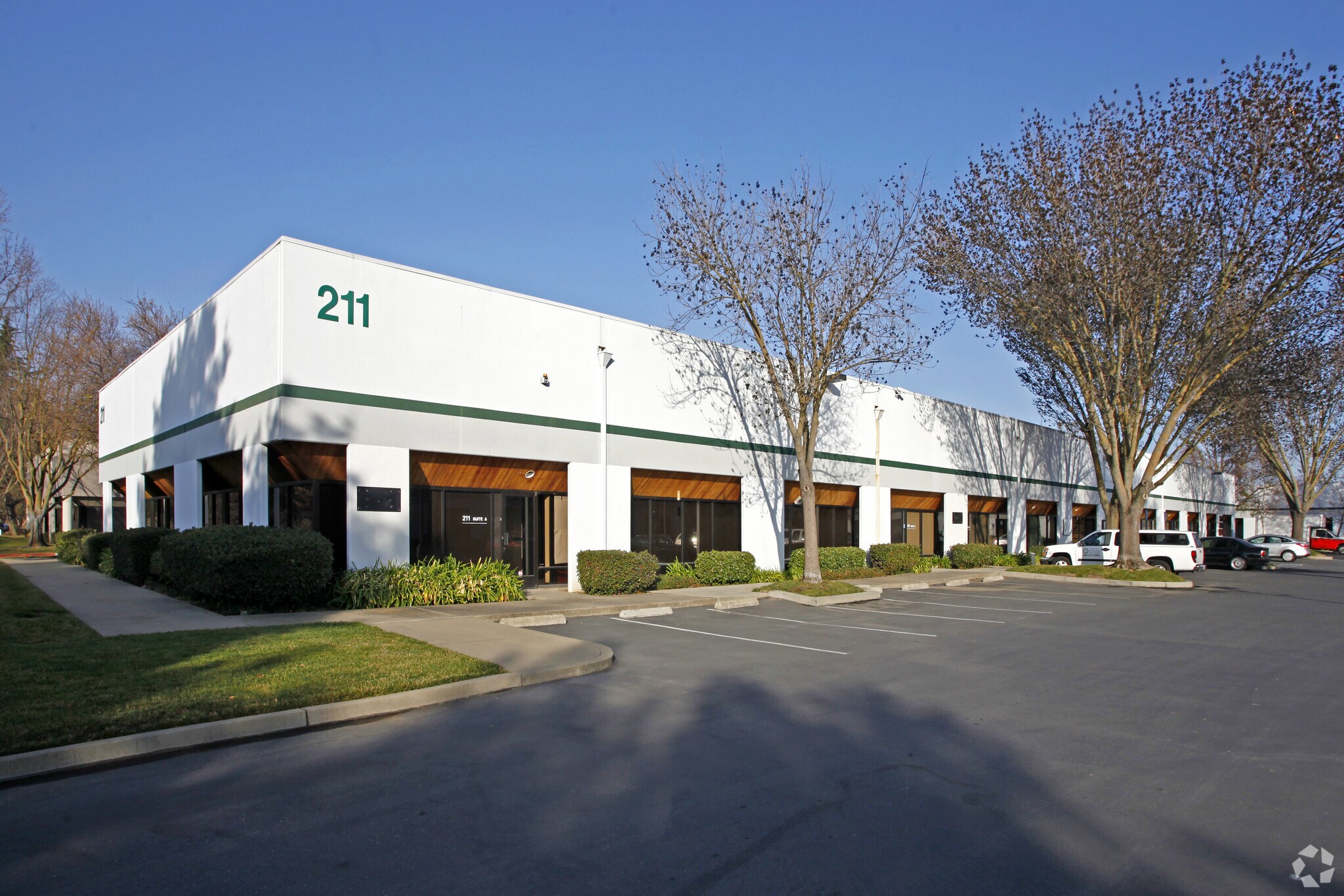 211 Lathrop Way, Sacramento, CA for sale Primary Photo- Image 1 of 1