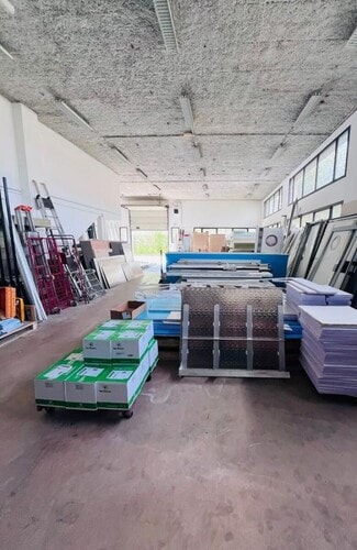 More details for Rue Des Poiriers, Plaisir - Light Industrial to Rent