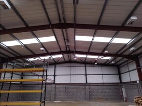 Henson Way, Kettering to rent Interior Photo- Image 2 of 2