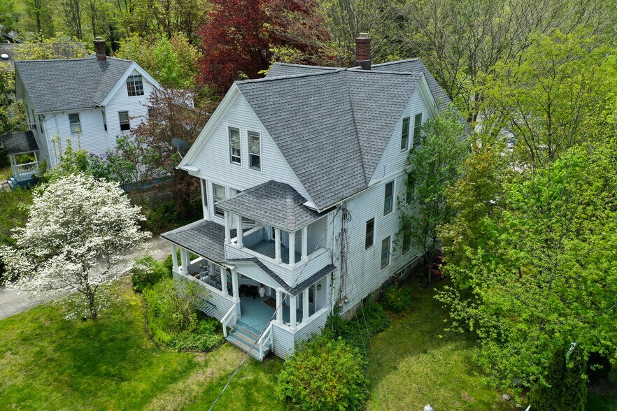 6493 Main St, Trumbull 06611 UK