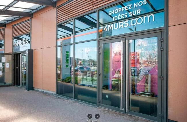 Location Commerce 800 m²
