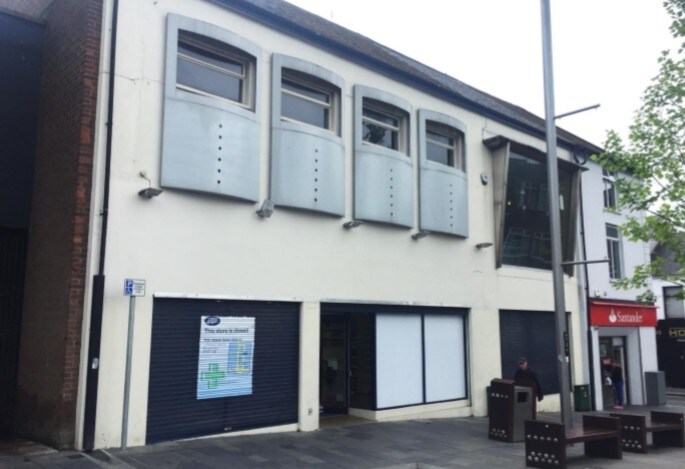 2-4 Market Sq, Dungannon for sale Primary Photo- Image 1 of 1