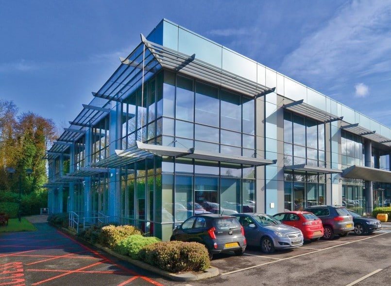 3 The Boulevard, Watford to rent - Building Photo - Image 2 of 5